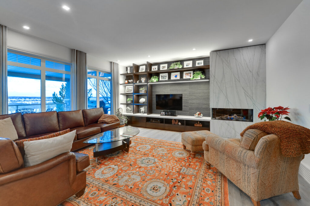 Mckenzie Lake Reno - Family Room
